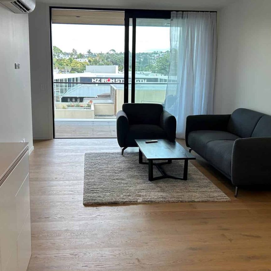 Beach Vibes - Photo 1