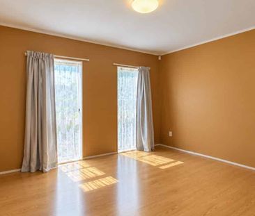 Flat Bush, 3 bedrooms - Photo 2