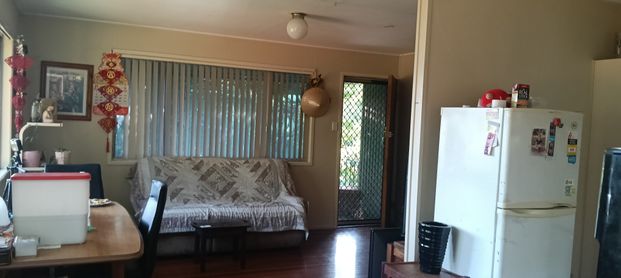 Indooroopilly - Photo 1