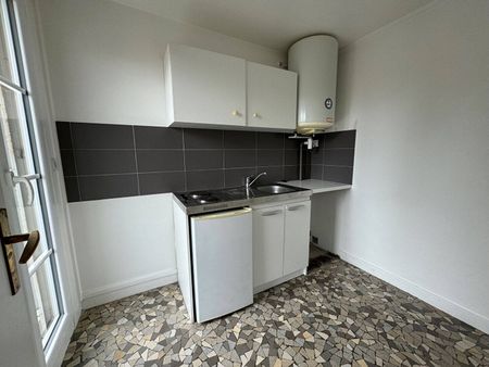 Location appartement 1 pièce 27 m² à Le Havre (76600) - Photo 2