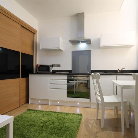 1 bedroom apartment to rent - Photo 3