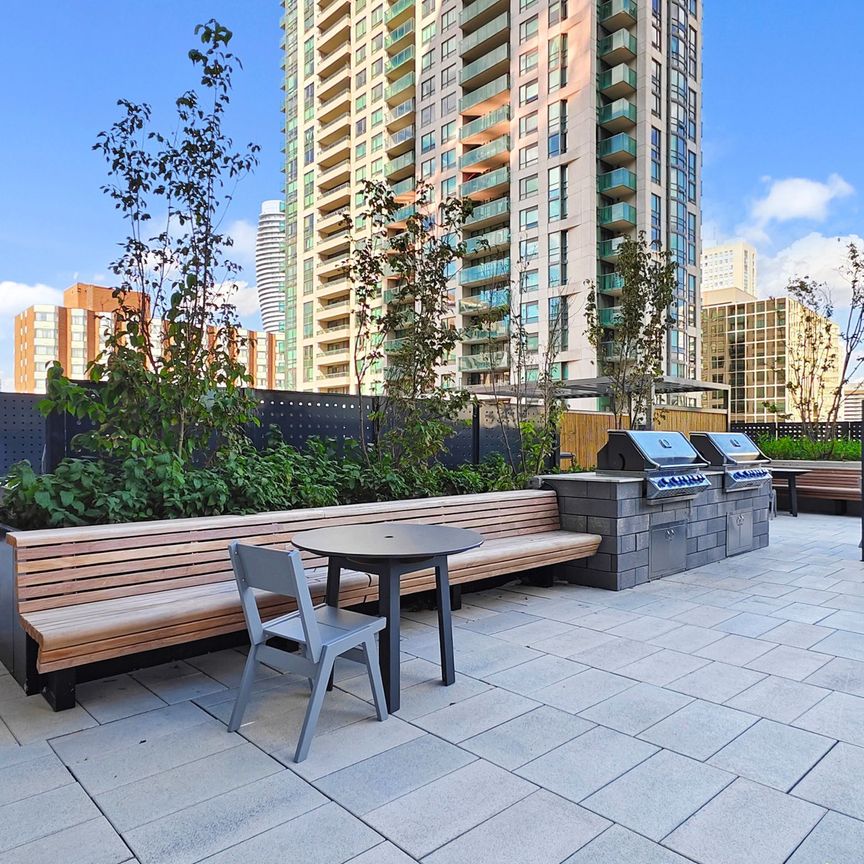 For Lease - 185 Enfield Place Unit# 2005, Mississauga, Ontario - Photo 1