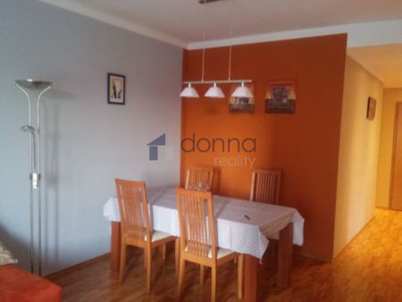 Pronájem bytu 3+1 96 m², Viklefova, Praha - Fotografie 3