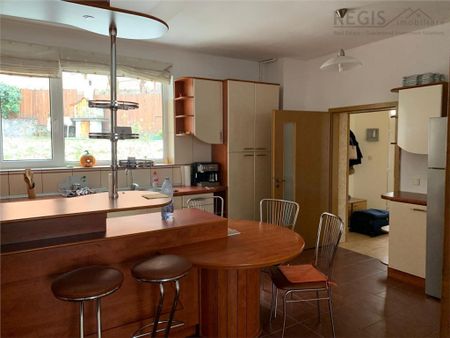 Vila de cinci camere in zona Schei - Fotografie 4