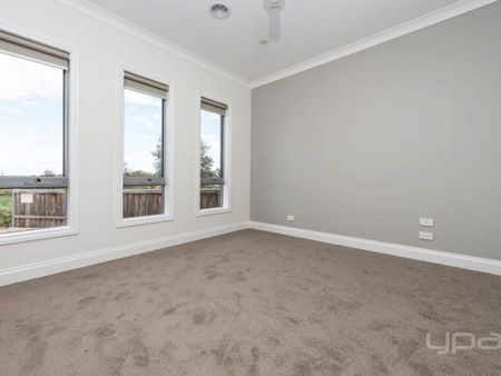 THREE BEDROOM UNIT - Photo 4