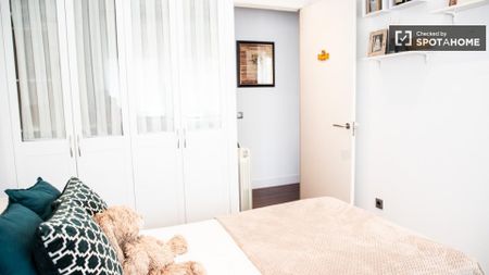 madrid, Community of Madrid 28015 - Photo 3