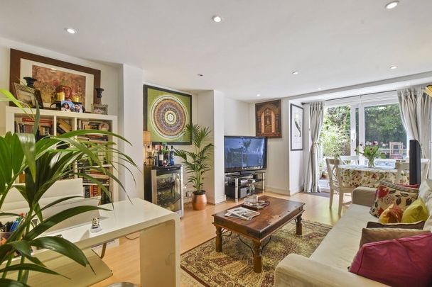 1 bedroom flat to rent - Photo 1