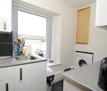 Wolsdon Street, Flat 6, Plymouth - Photo 2