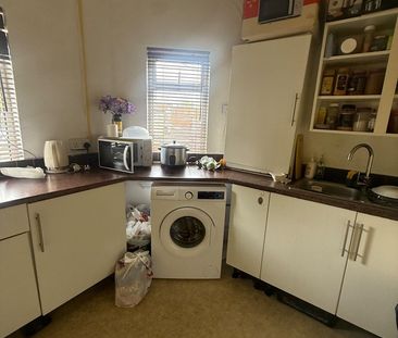 Room in a Shared Flat, Hartfield Crescent, B27 - Photo 6