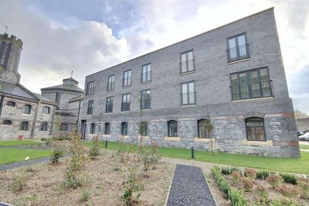 The Old Portsmouth Gaol, PO3 - Photo 2