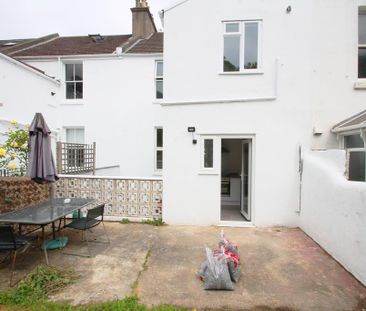 1 bedroom flat to rent - Photo 6