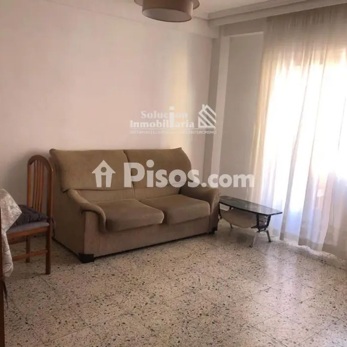 Piso en alquiler en Carmelitas - Photo 1