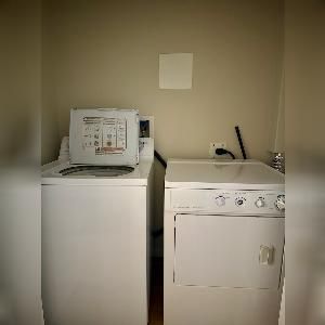 2 Bed 1 Bath Furnished Rental Fort Saskatchewan - Photo 3