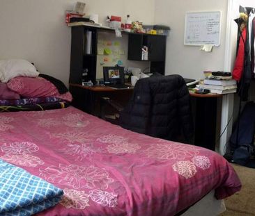 133 Colborne Street - 4 Bed, 2 bath - STUDENT HOME - Photo 2