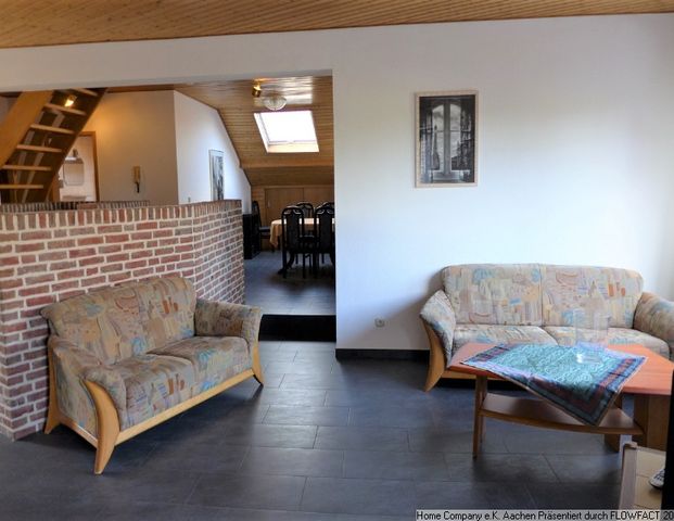 Würselen: Großzüg. möbl. 2 Zi.-Whng. mit Balkon u. Garage - Photo 1