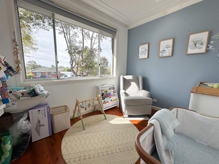 4 Bedroom Family Home - Photo 5