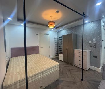 Seven Sisters Road, London N4 - Photo 2