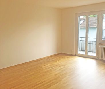 Grosszügige Wohnung an begrünter Lage in Zürich-Höngg - Foto 4