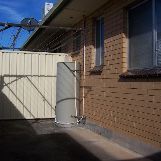 Renovated & Handy to Central Albury - Photo 1