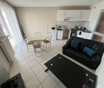 Location Appartement 2 pièces 34m² LA PRIMAUBE 12450 - Photo 2