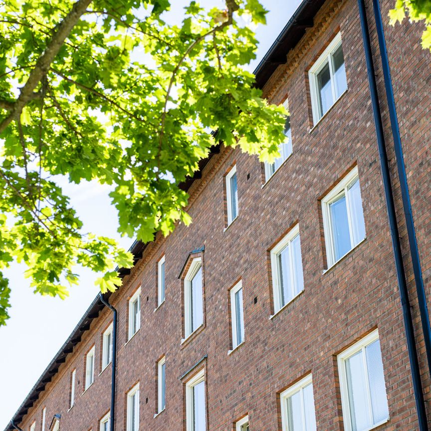 Ljuragatan 103 - Foto 1