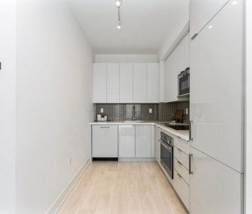 For Lease - 2908 Highway 7 Road Unit# 2209, Vaughan, Ontario - Photo 1