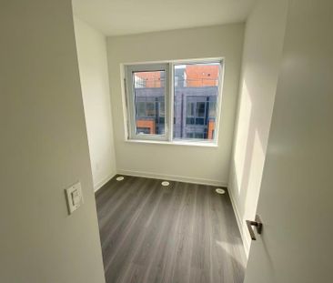 For Lease - 71 Curlew Drive, Toronto, Ontario - Photo 3