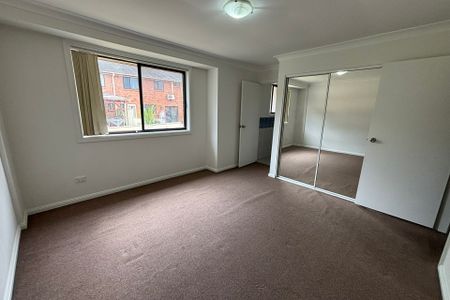 View Saturday at 9.45am - 10am - Photo 2