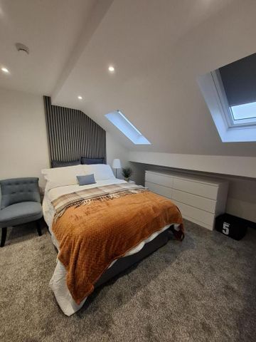 1 bedroom in a house share to rent - Photo 2