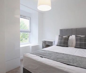 2 bedroom property to rent - Photo 5