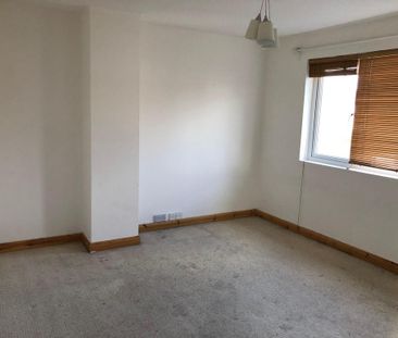 3 bedroom property to rent - Photo 2