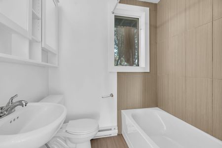 For Lease - 98 Church Street Unit# Unit B (Main), Kitchener, Ontario - Photo 3