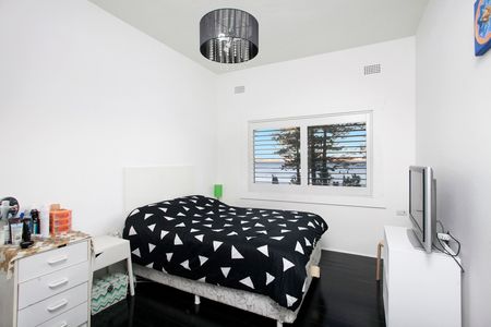 Beach Side Location! - Photo 2