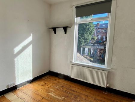 3 bedroom terraced house to rent - Photo 3