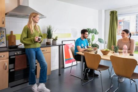 Large Standard Double Ensuite - Photo 4