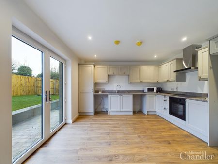 12 The Cottages Upper Springfield Road, Hannahstown, Belfast, BT17 0NB - Photo 3