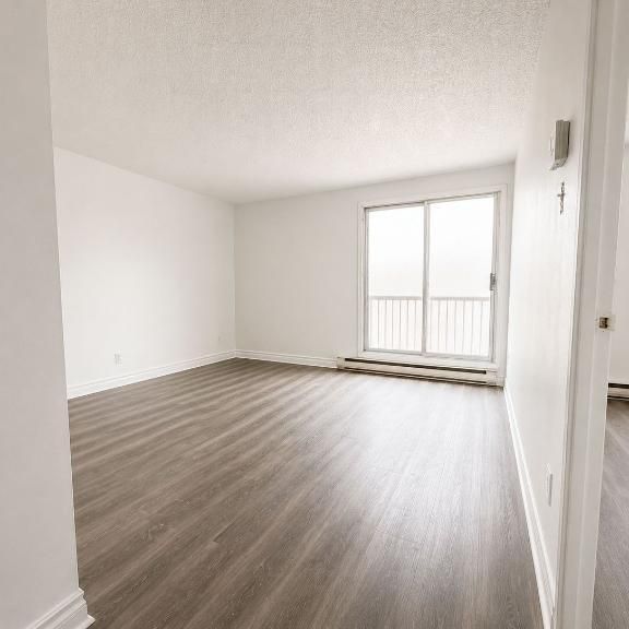2 CH - 1 SDB - Montréal - $1,250 /mo - Photo 1