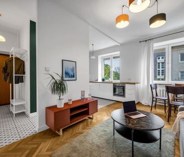 Wyjątkowe 2 pokoje w zabytkowej kamienicy 45 m² - Photo 2