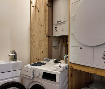 Gerenoveerde woning met zonnige tuin en zonnepanelen in Eeklo! - Photo 2