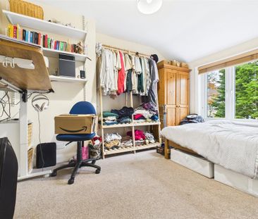 4 bedroom terraced house to rent - Photo 6