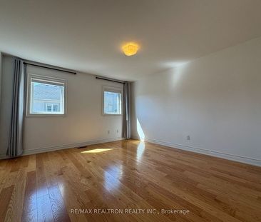 For Lease - 121 Barber Greene Road, Toronto, Ontario - Photo 5