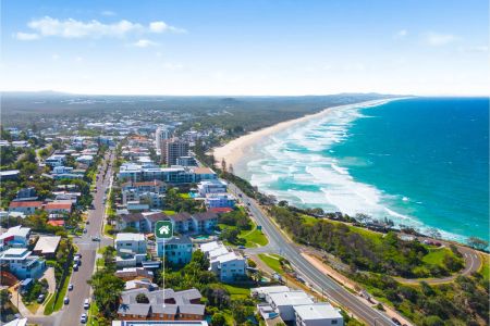 Refurbished Apartment With Ocean View - Photo 5