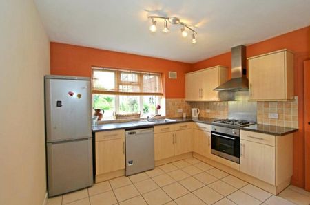 3 Bed Flat, Grange Road, W5 - Photo 5