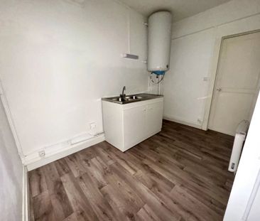 Location Appartement 2 pièces 50 m2 à Saint-Quentin - Photo 5