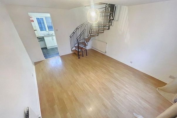 2 bedroom house to rent - Photo 1