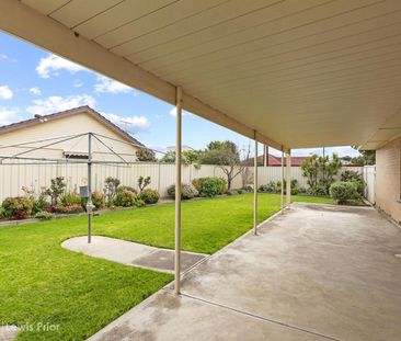 Charming Neat & Tidy Solid Brick Home - Photo 6