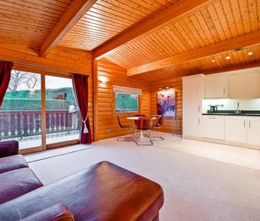 2 bedroom bungalow to rent - Photo 1