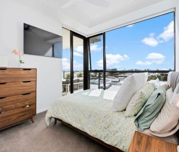 2403 / 1 Grant Avenue, Hope Island - Photo 4