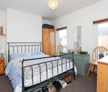 40 Brookland Street, Belfast BT9 7FZ - Photo 2