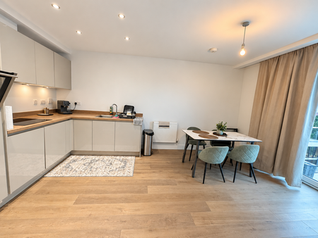 1 bedroom flat to rent - Photo 3